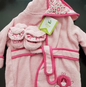 Disney baby bathrobe and booties